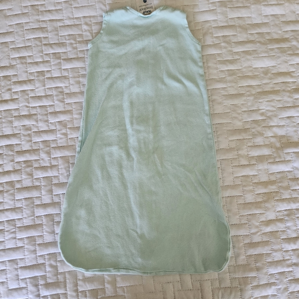Newborn Halo Swaddle - Picture 3 of 3